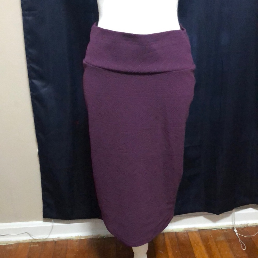 Purple LulaRoe Cassie pencil skirt